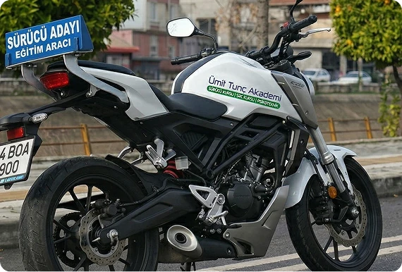 A1 and A2 Class (Motorcycle License)